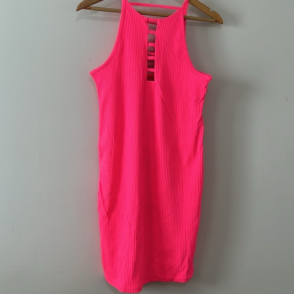 Victoria Sport Strappy Ribbed Dress - Picture 6 of 12